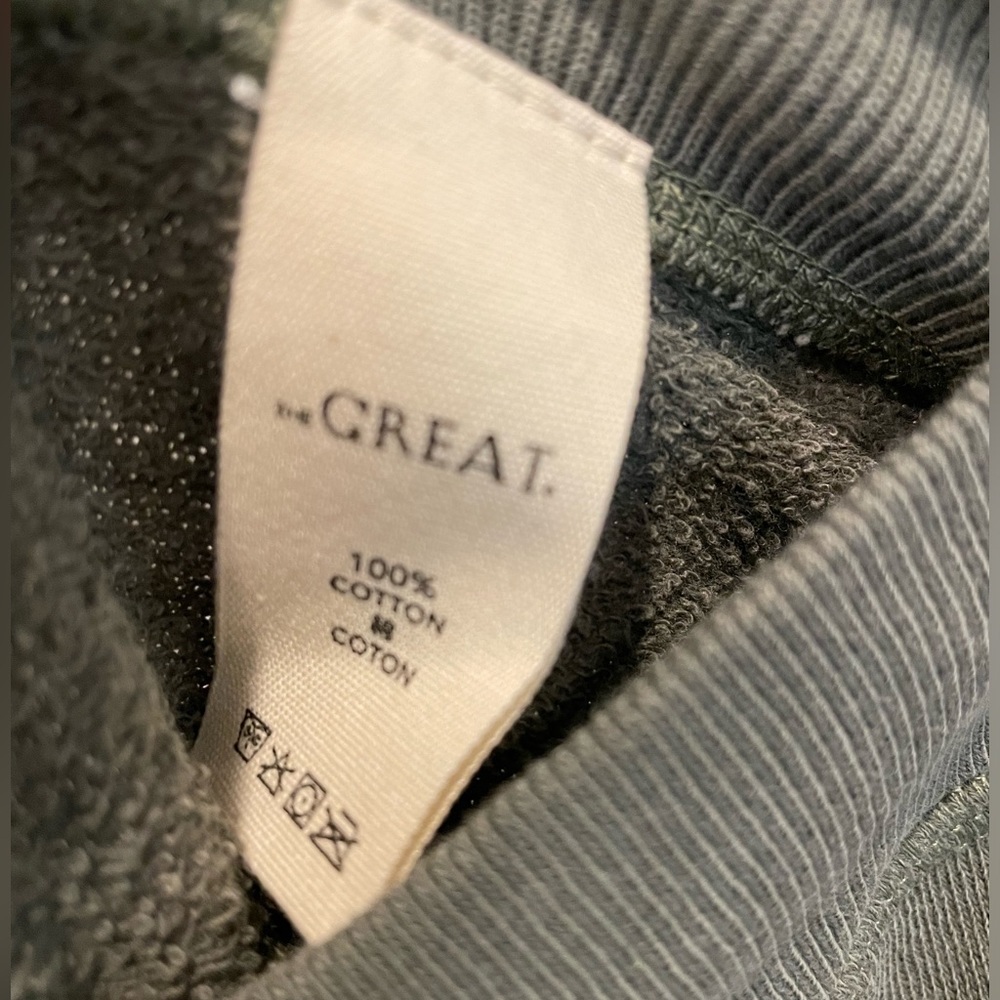THE GREAT. The Cropped Sweatpants With Tossed Floral Embroidery in Army Sz-3 = L - Picture 5 of 9